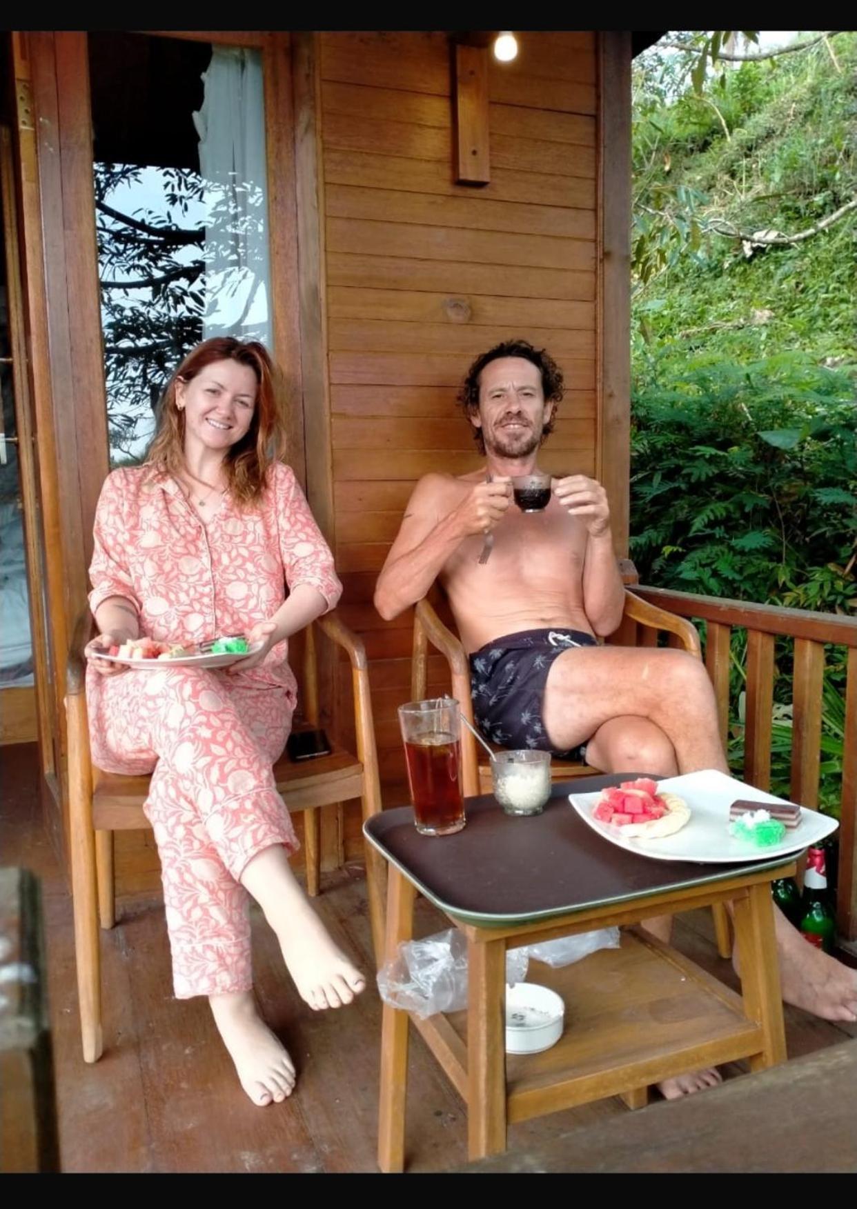 Uma D'Nyuh Homestay 新加拉惹 外观 照片